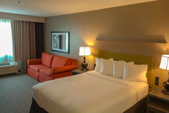 Room 19 of 33