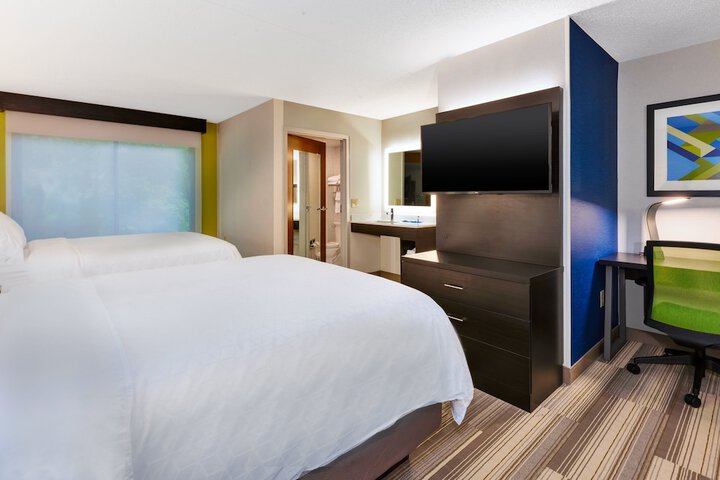 Room 19 of 47