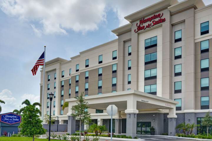 Hotel 8 of 49