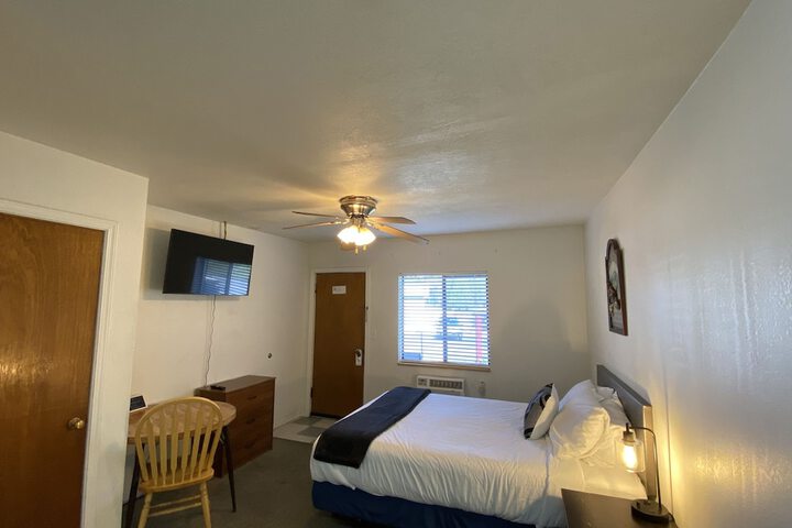 Room 26 of 73