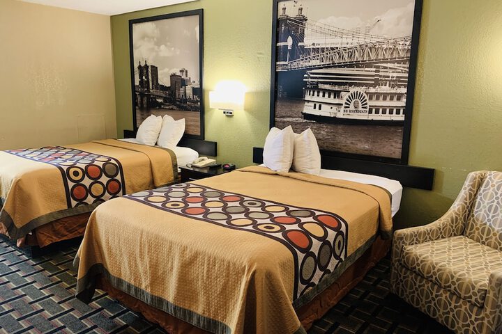Room 31 of 62