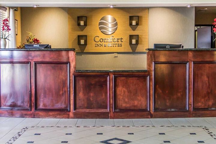 Comfort Inn & Suites Perry I-35