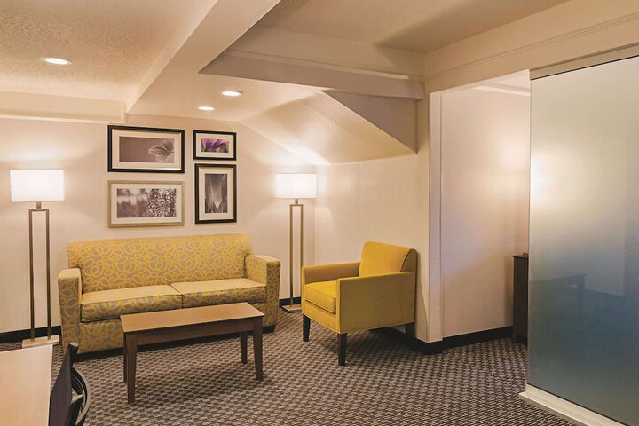 La Quinta Inn & Suites by Wyndham Denver Tech Center