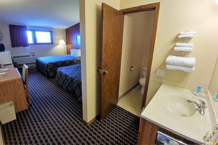 Room 17 of 31