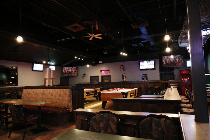 Lounge 62 of 71