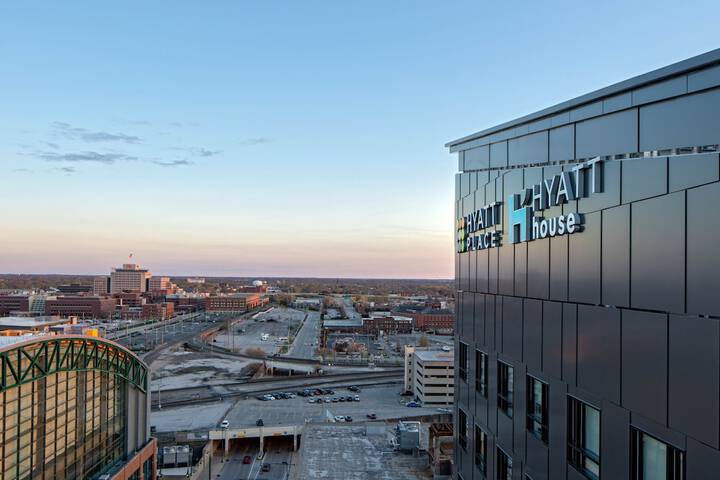 Hyatt House Indianapolis Downtown