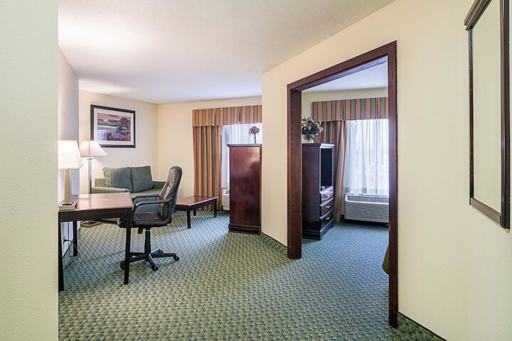 Room 19 of 42