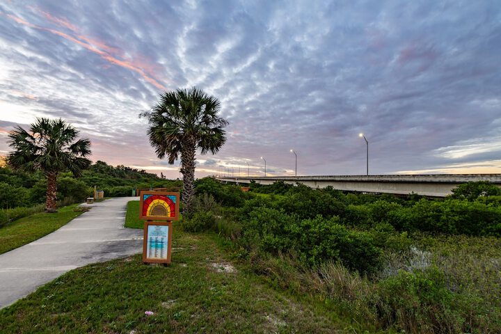 Ocean Sands Beach Boutique Inn - 1 Acre Private Beach