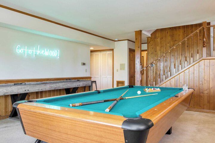 Pollock by Avantstay Stunning Views w / Movie Room Game Room & Large Balcony