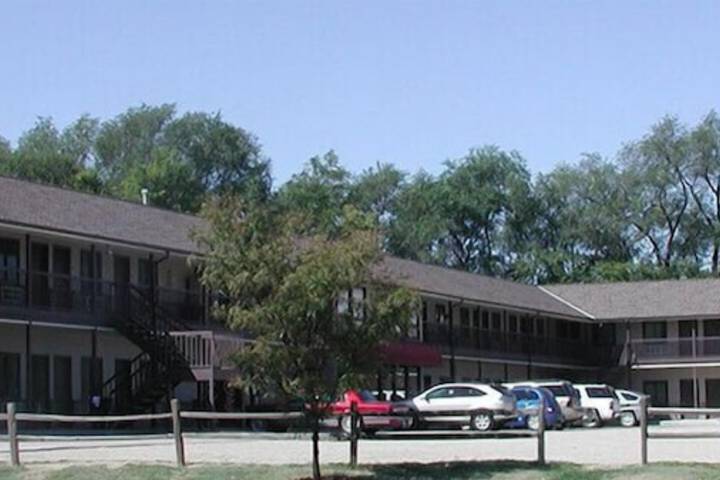 Cottonwood Inn