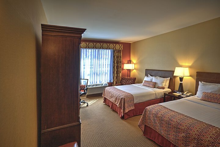 Room 10 of 33