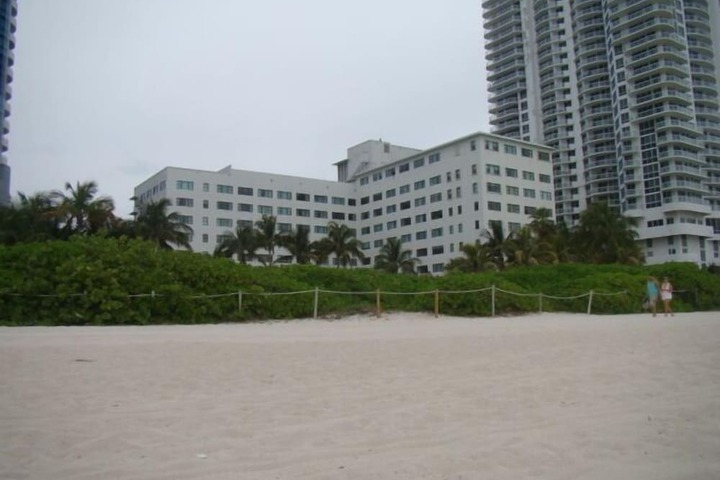 Casablanca by Design Suites Miami
