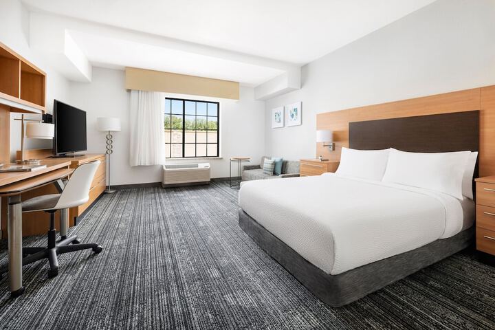 Room 32 of 49