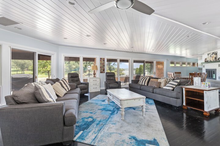 Candlewyck Cove Resort