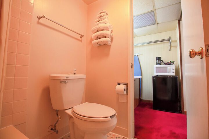Room 41 of 65
