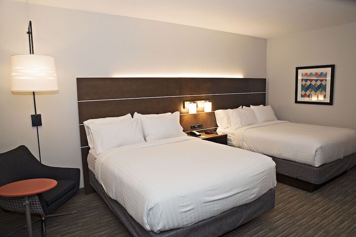 Room 21 of 36