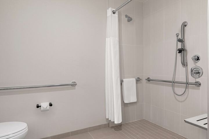 Room 31 of 63