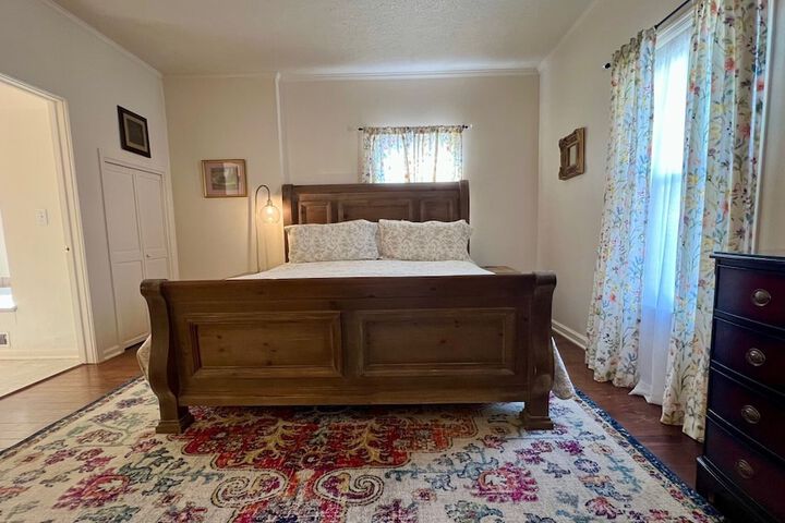 The Mount Vernon Inn