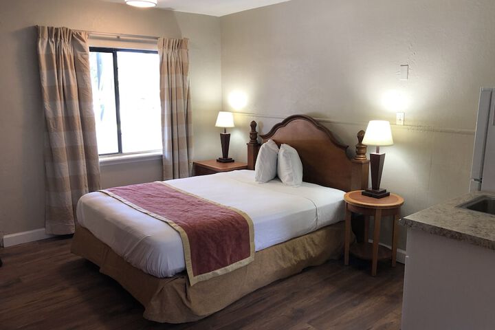 Room 17 of 29