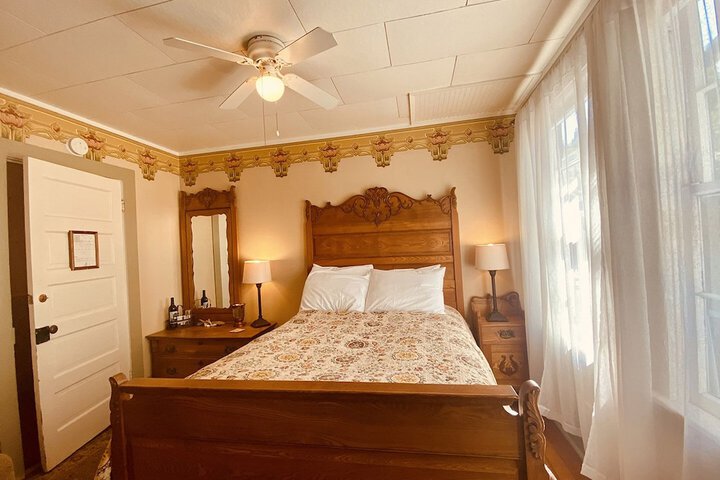 Room 42 of 113