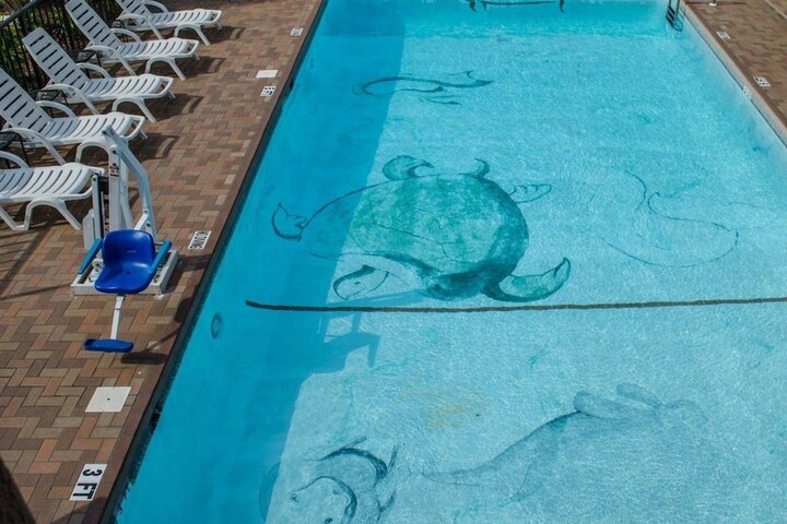 Pool 7 of 24