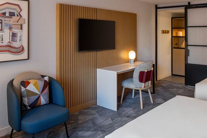 Room 54 of 78