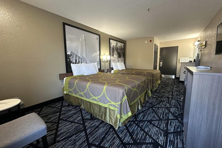 Super 8 by Wyndham Kinder / Coushatta near Casino