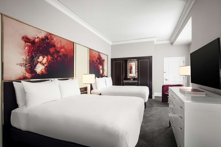 Room 88 of 213