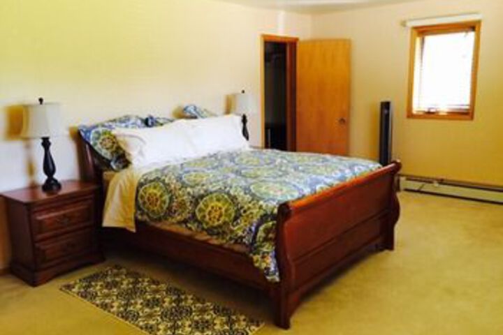 Fairbanks Moose Manor B & B