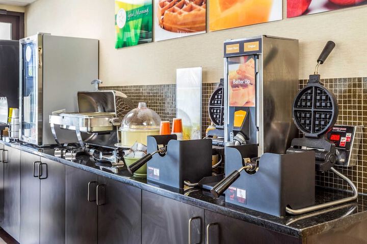 Breakfast/Coffee Service 54 of 61