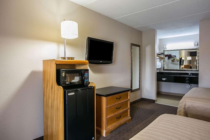 Room 15 of 31