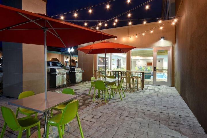 Home2 Suites by Hilton Eau Claire South