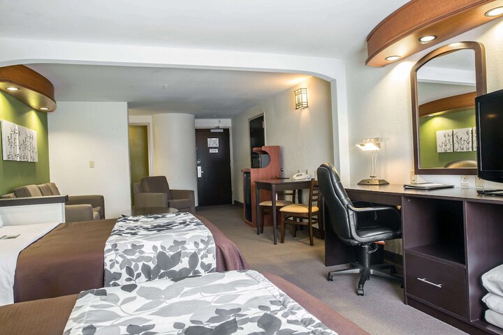 Room 30 of 45