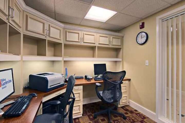 Business Center 23 of 23