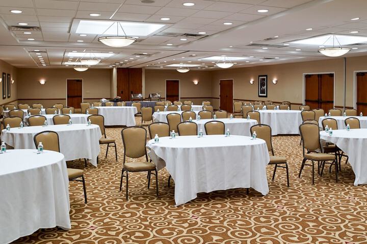 Clarion Hotel Portland Airport ME