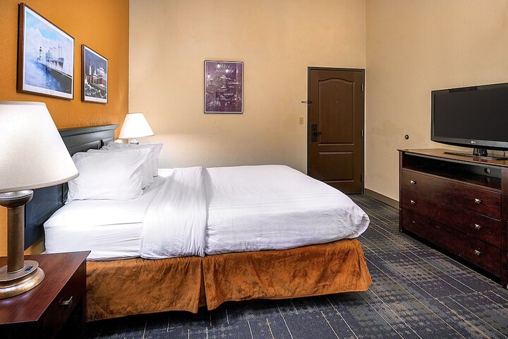 Room 62 of 74