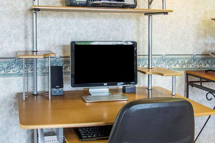 Business Center 46 of 46