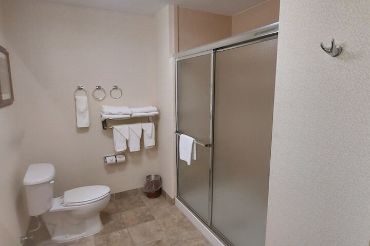 Room 9 of 22