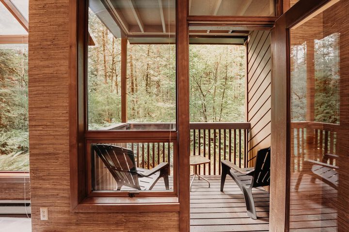 84SW - Sauna - Soaker Tub - Fireplace - Sleeps 6