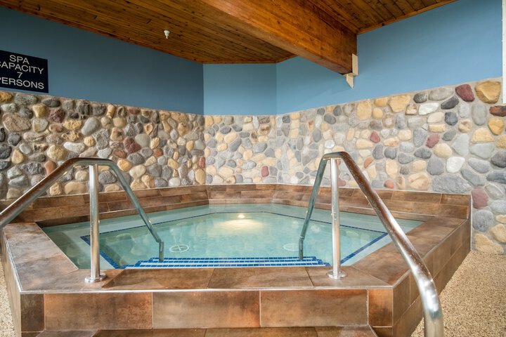Grand Superior Lodge