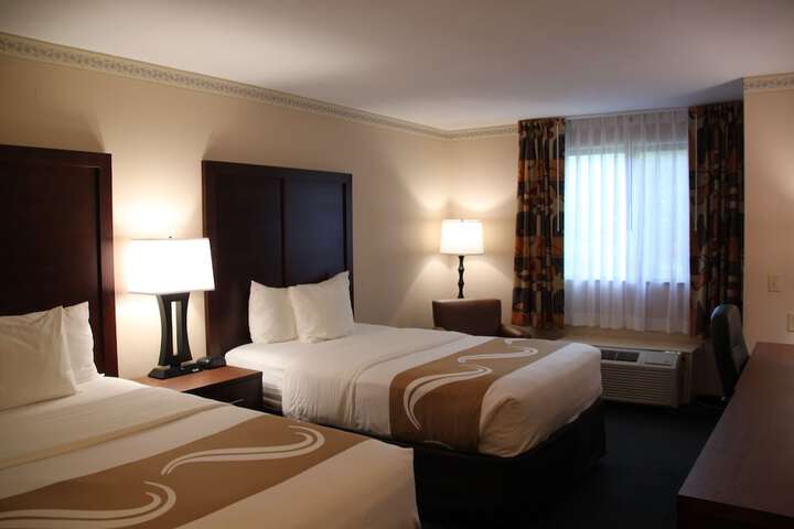 Room 9 of 13