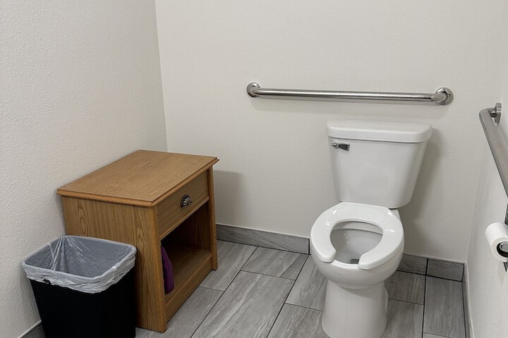 Room 11 of 23