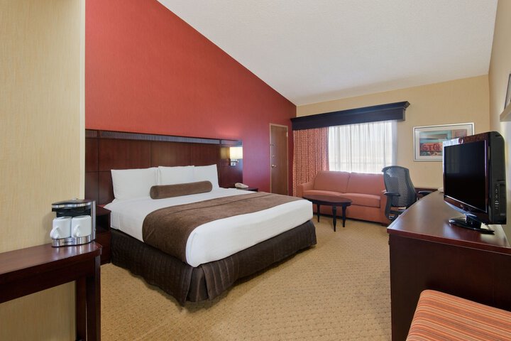 Room 21 of 36