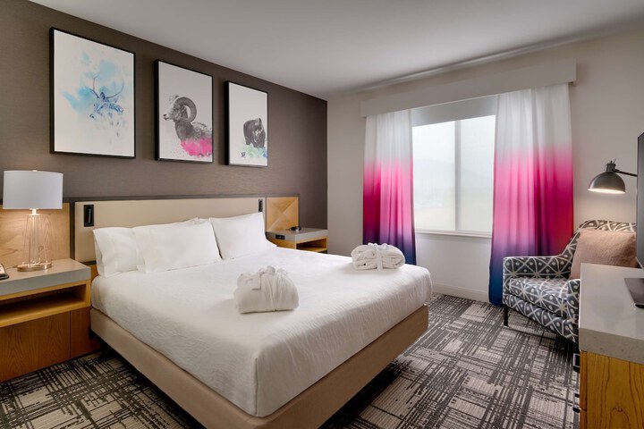 Room 19 of 46