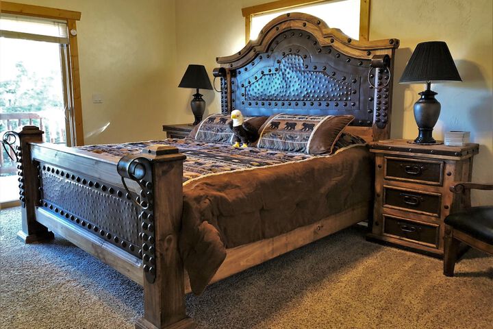The Hideaway Lodge