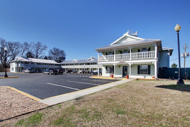 Hotel 2 of 20