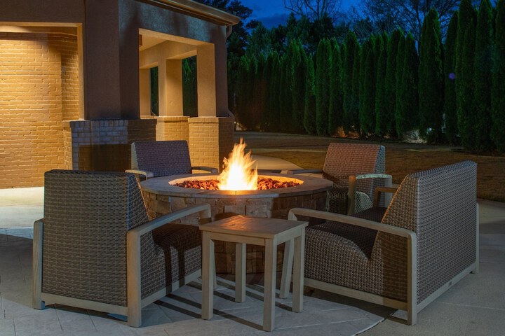 Courtyard by Marriott Decatur