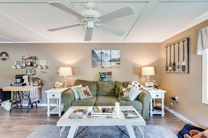 Steps to Crystal Lake: Spacious Retreat w / Views