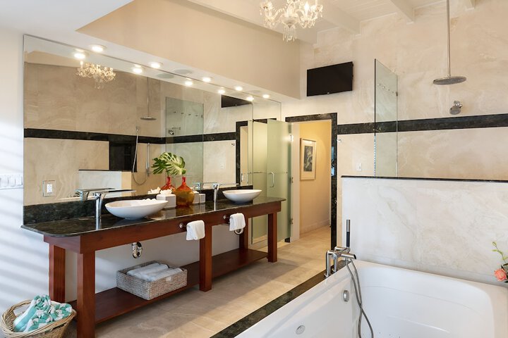 Room 16 of 57