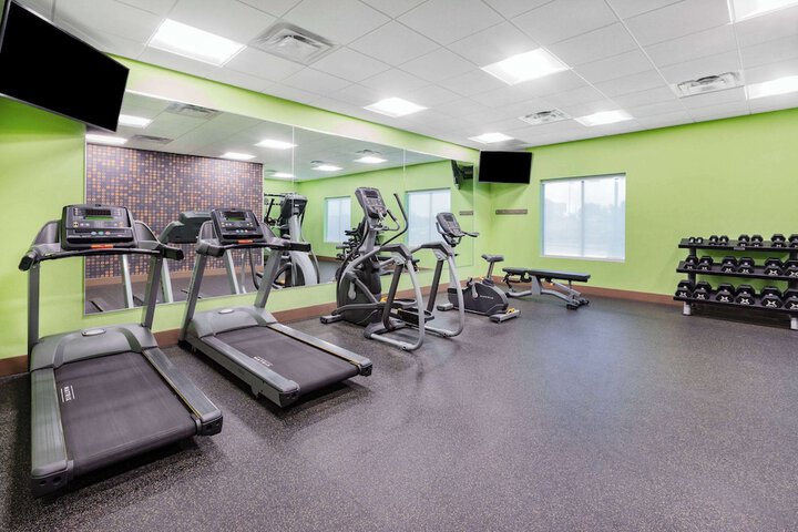 La Quinta Inn & Suites by Wyndham Jackson / Cape Girardeau